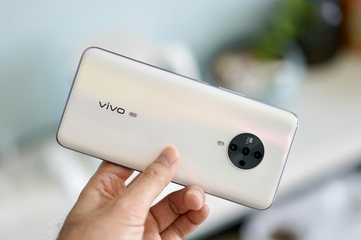 ​vivo S6测评感受：一款男孩子都喜爱的自拍手机​