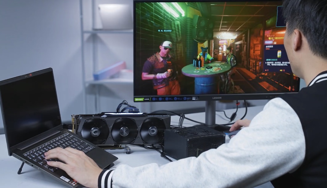 联想官方将 RTX 3090 焊在了小新 Air 14 上