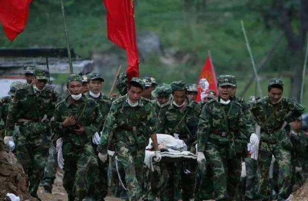 为何现在没人敢惹中国？只因12年前的一件事，侧