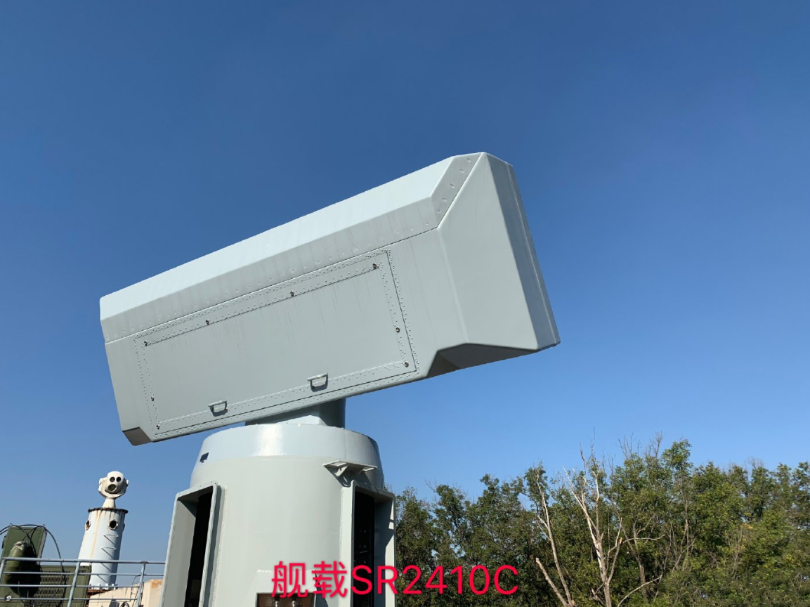 卖给巴铁的054A，装备SR2410C雷达系统，能同时跟踪150个空地目标