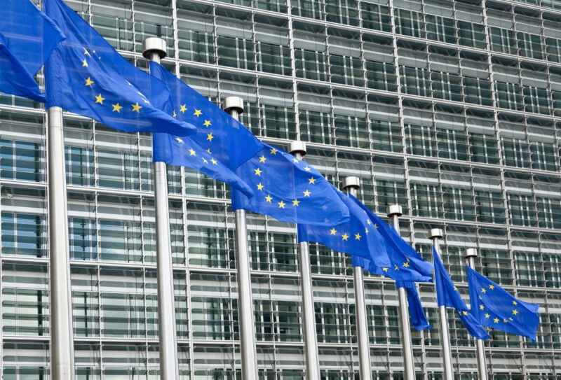用户欢呼：欧盟将要求手机预装软件能自主卸载