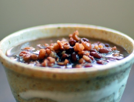 黑豆薏米百合汤的做法步骤图 清爽度过三伏天