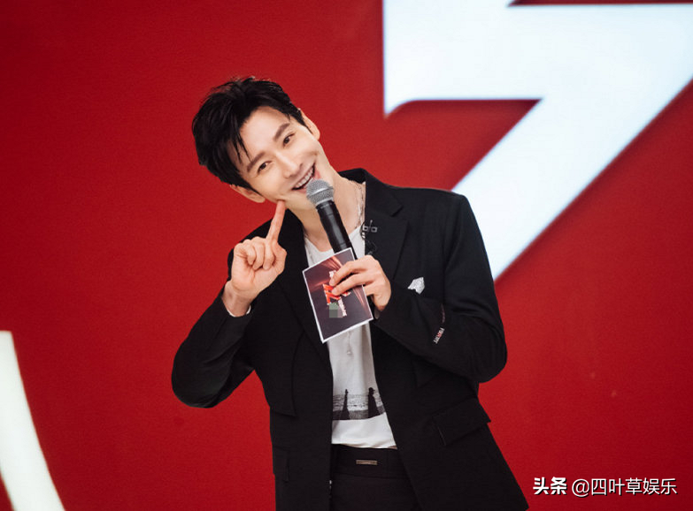 秦昊接班《浪姐2》，钢铁直男的主持风格，观众