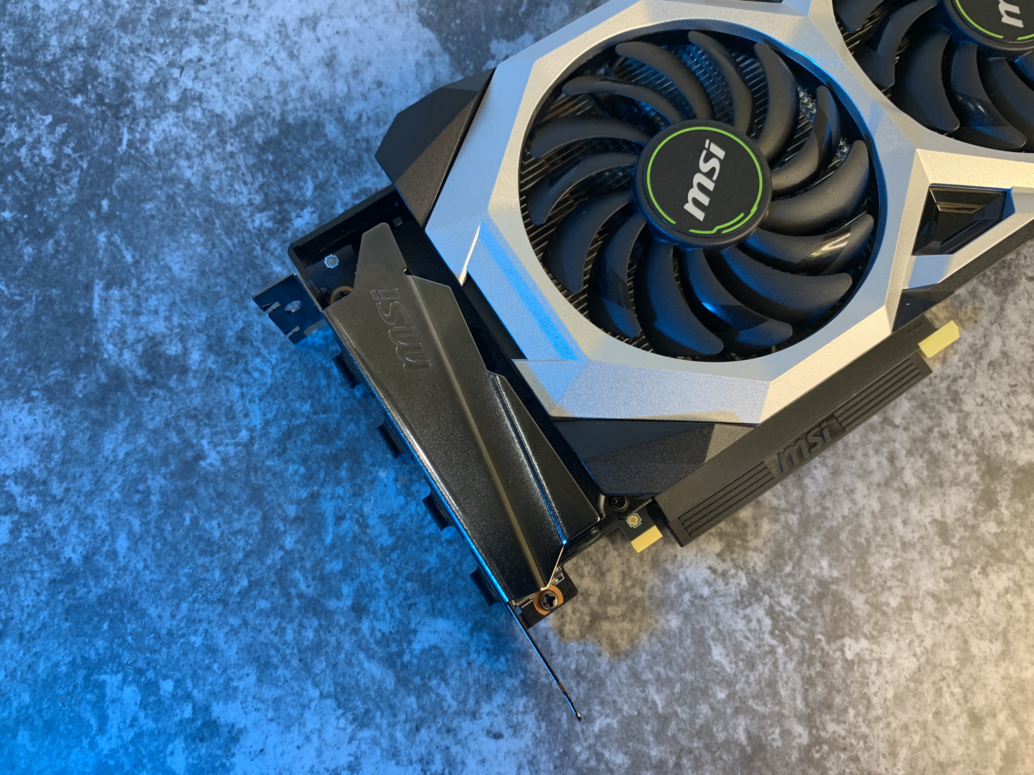 3000元性能最强的显卡！微星RTX2070 S开箱体验