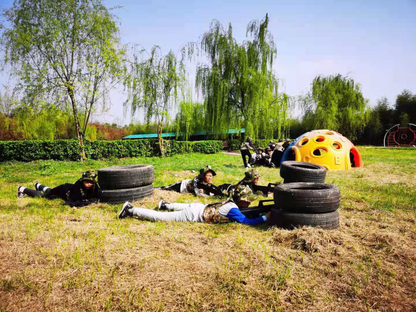 �ԷǷ��¾�ƽ������δ��Ϊ����ʦ������3000Ķ��ѧ���Ͷ���������