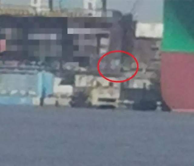 003�ͺ�ĸ�̵��ع⣬ʵ�����涯���������м����ͼ��ʾ������