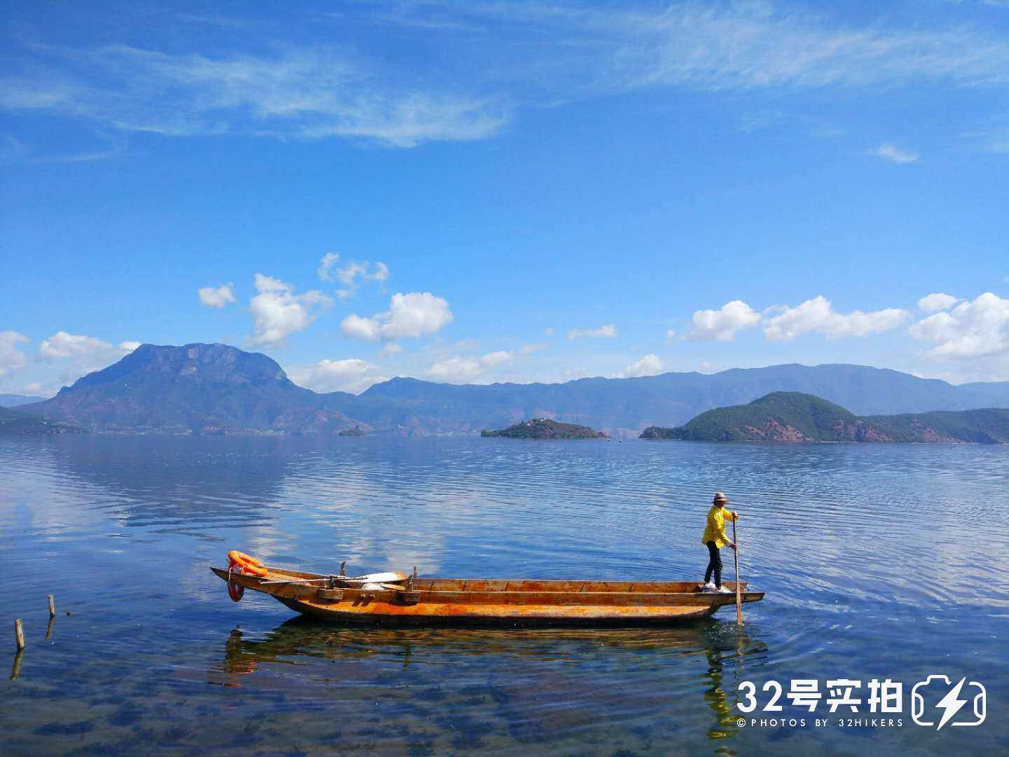 Coming to Lugu Lake will make people wonder if they are willing to forget the time and forget themselves in their dreams