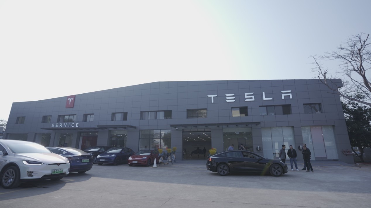 定义驾驶想象，全新Model Y、Model 3正式亮相海口