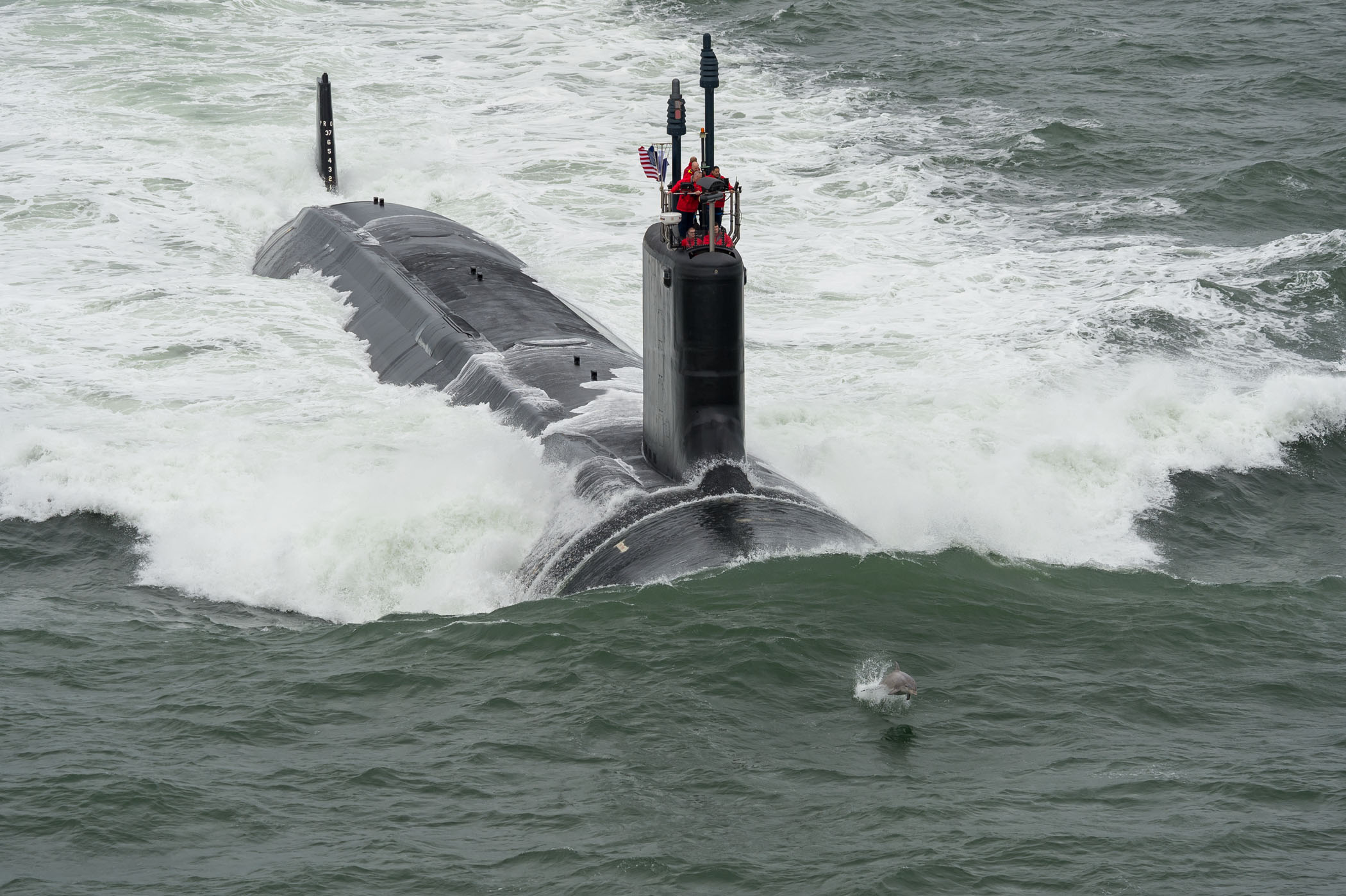 令人后怕！特朗普要求美軍擊沉俄軍艦，美俄兩國(guó)大戰(zhàn)曾一觸即發(fā)