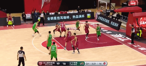 郭艾伦26+8梅奥21+8 辽宁双杀浙江豪取8连胜