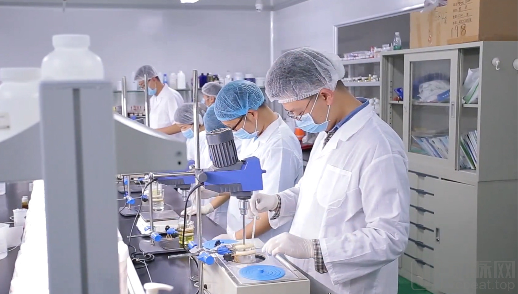 运动防护中医化，这个潮汕人用新型运动贴打开中医药健康产品市场
