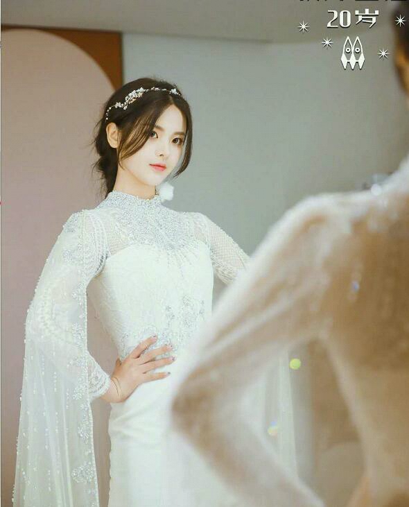 “火箭少女101”闺蜜婚纱照，犹如一群仙女下凡