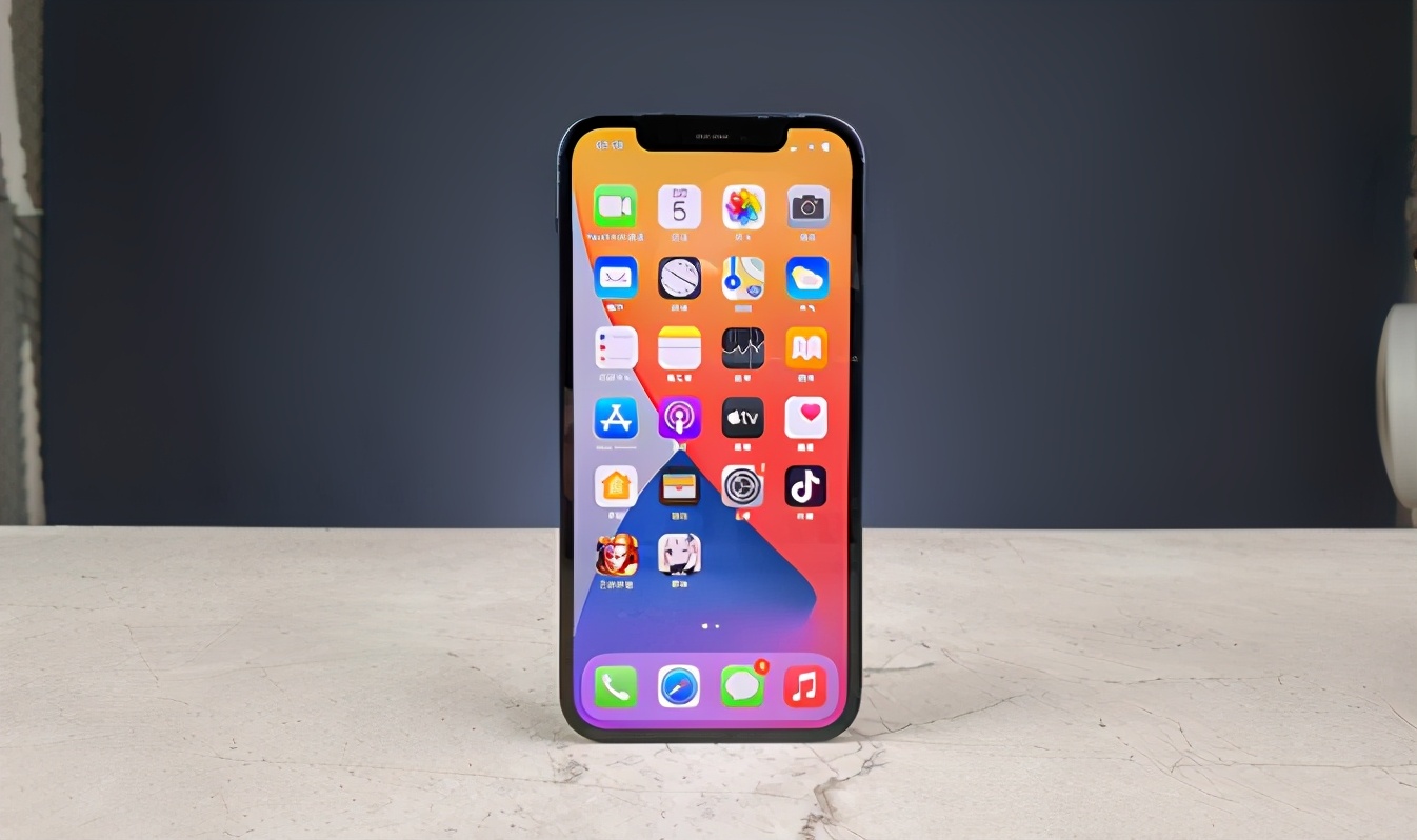 手机“发烧友”的中肯建议，目前这4部手机最值得买，性价比高