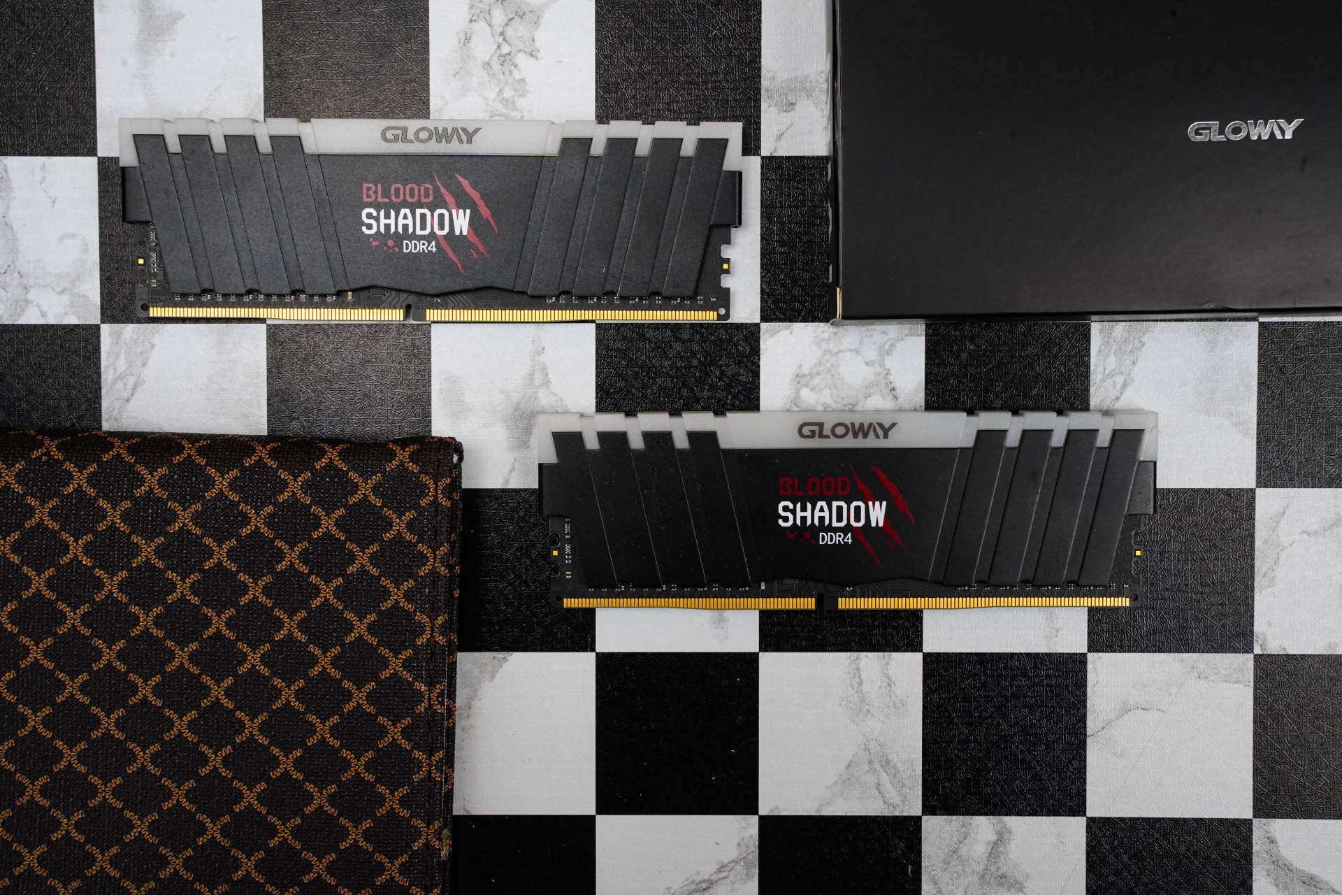 办公电脑也要高颜值，帮闺蜜组装电脑，我自己却爱了