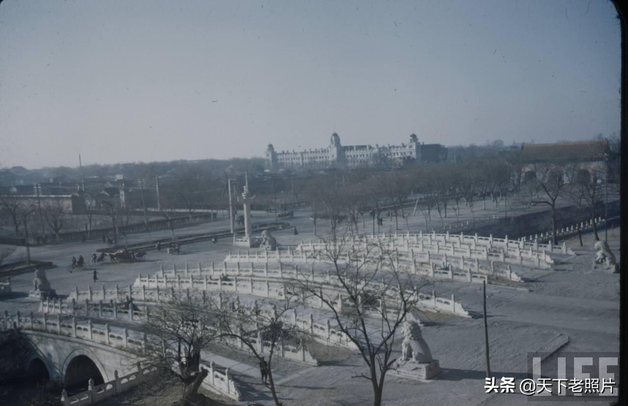 1940年代的天安门广场真实照片 远不如现在壮观美丽