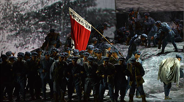 "长征"这个词，是谁第一个提出的？三次