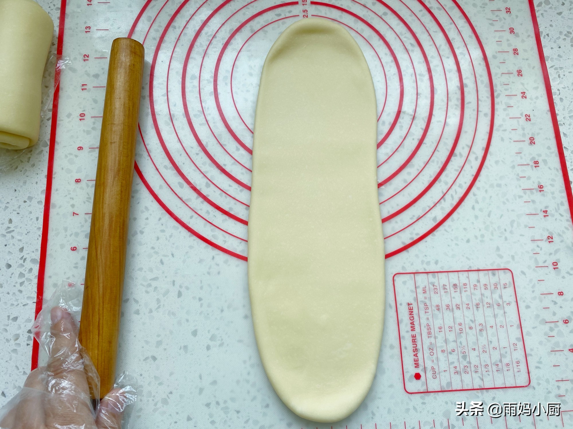 手残党也可以1次成功的手撕吐司，奶香浓郁又拉丝，手撕吃真香