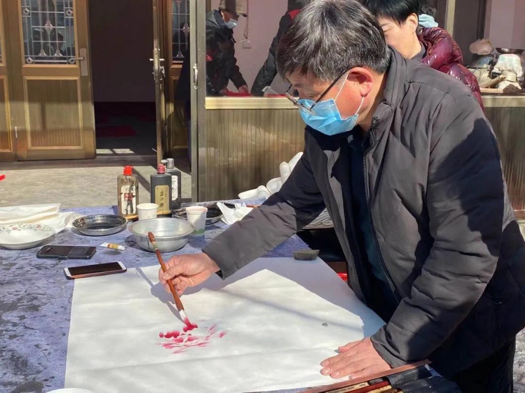 书画送下乡，文化暖人心—兰陵县书画院送文化下乡活动走进新兴镇