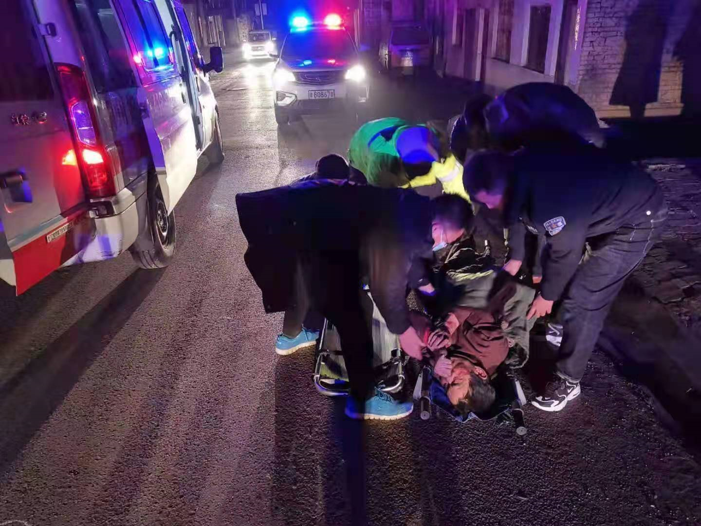 法网恢恢疏而不漏  侥幸逃逸终落法网——铜川市交警二大队侦破一起交通肇事逃逸案