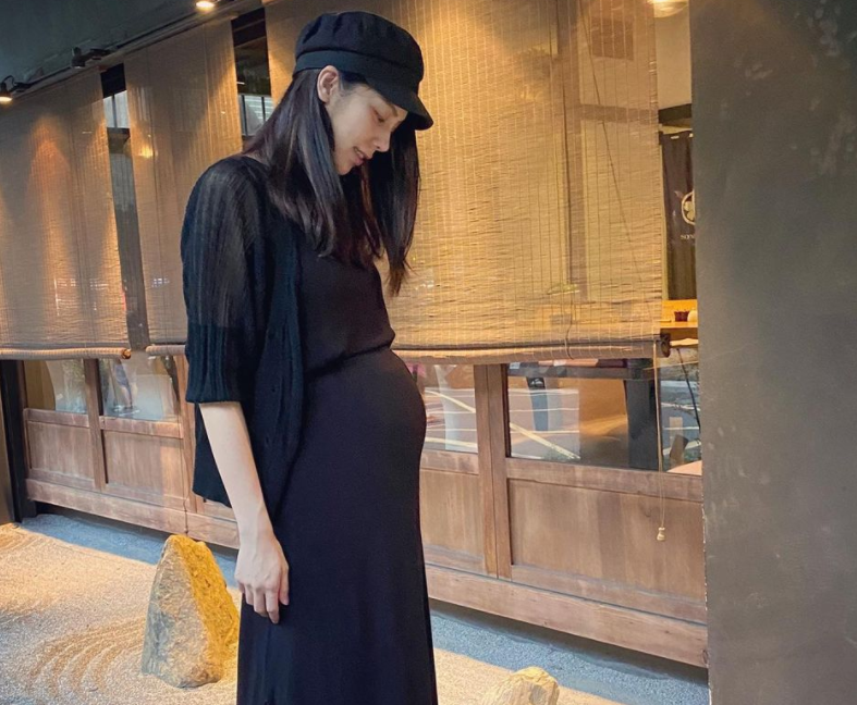 恭喜！林志玲师妹嫁日本老公4年，宣布顺利产女