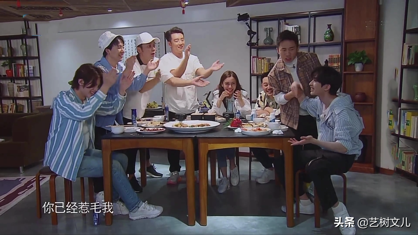 尝到了综艺的甜头，蔡徐坤成“综艺咖”？他还