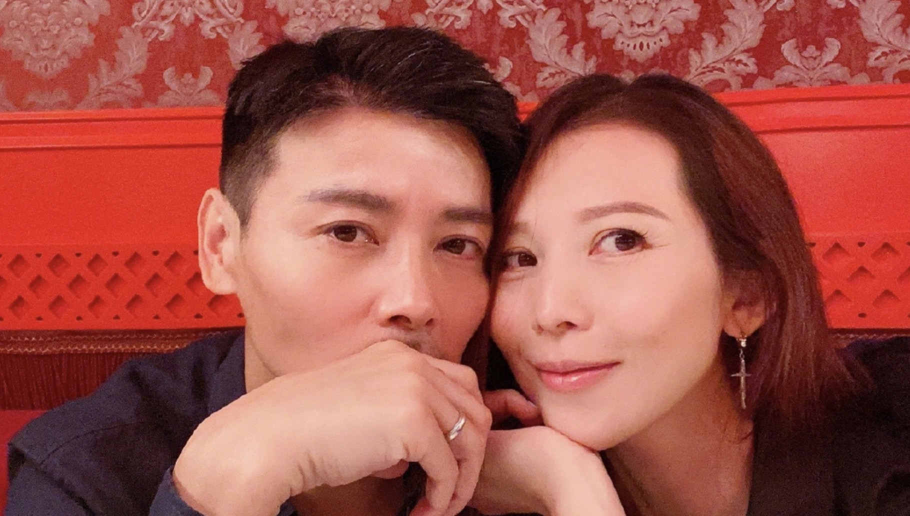 蔡少芬47岁生日，撇下儿女过二人世界，与张晋秀对戒甜蜜放闪