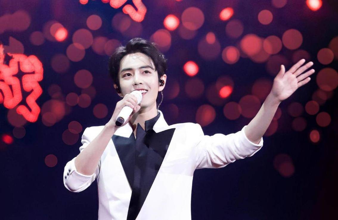 肖战呼吁大家每天捐钱引争议，为何为公益发声却总遭恶意解读？