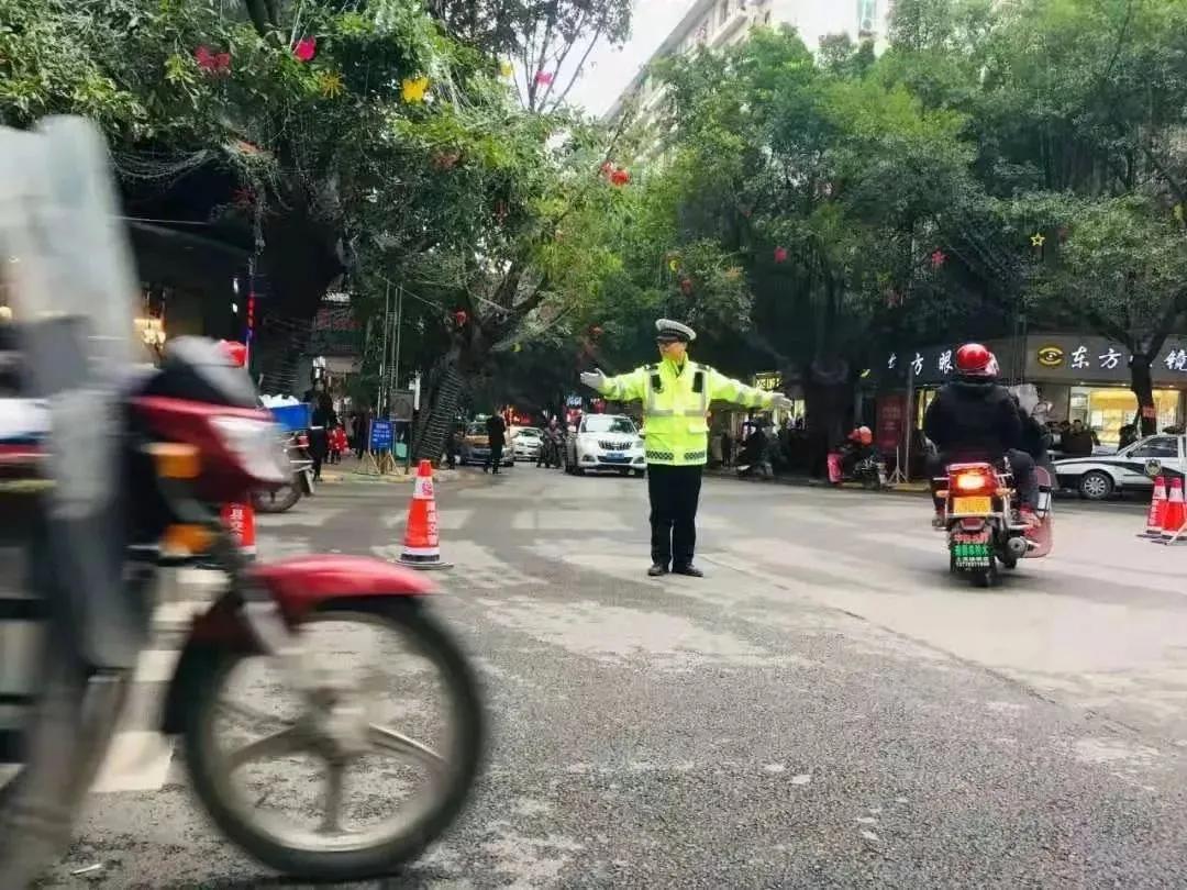 渠县公安局交通警察大队发布春节出行“避堵”秘籍，建议合理选择出行线路