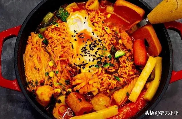 年轻人追捧的“部队火锅”是这么来的！看完心