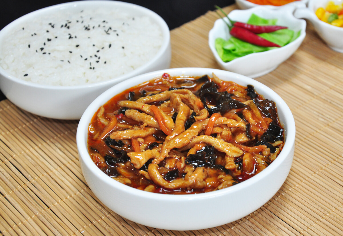 四川“最出名”的4道名菜，香辣过瘾下饭好吃，在家也能轻松做