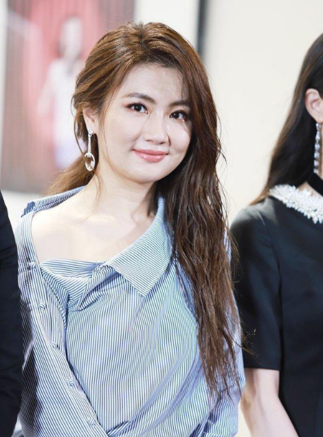 张承中为何娶了毁容的Selina后,又狠心离婚?婚礼的