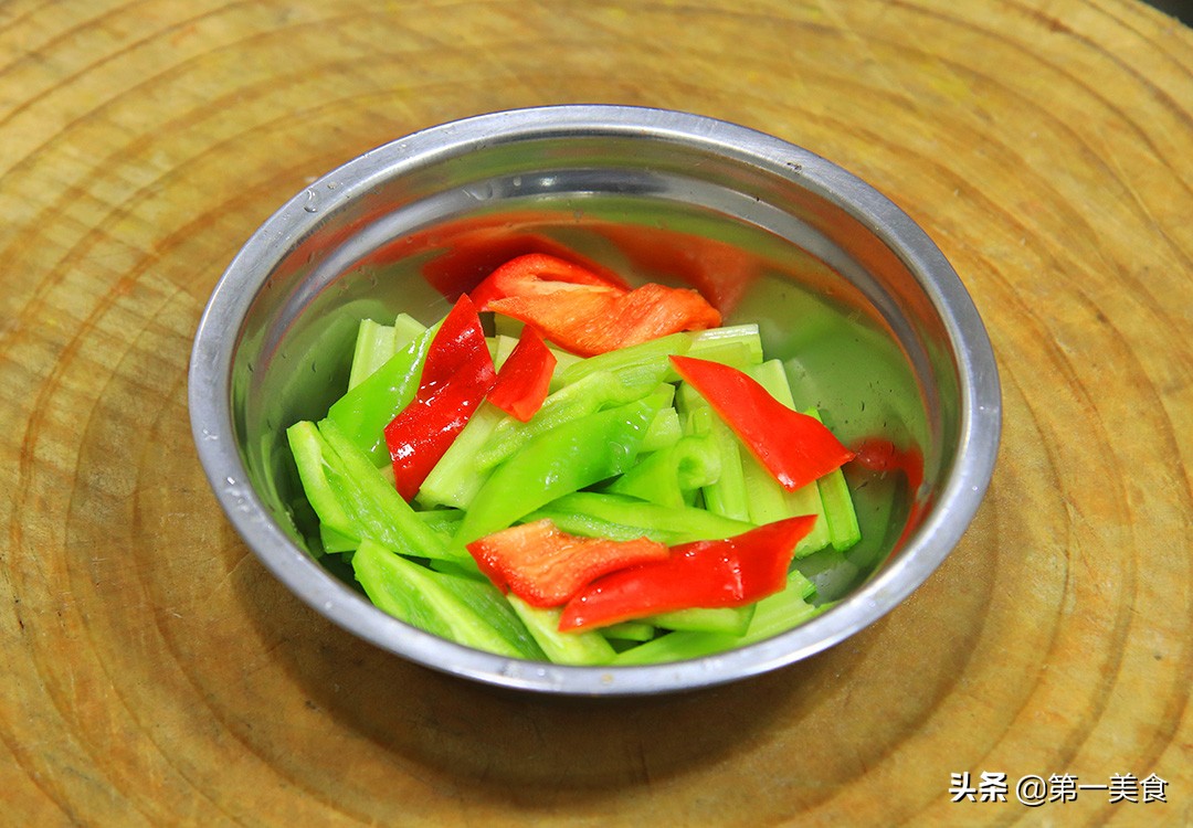 啤酒鸭很多人都做错了，厨师长教你几个技巧，飘香四溢，味道鲜美