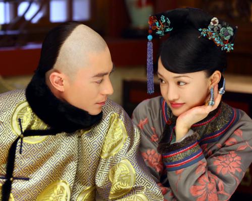 霍建華為丈母娘慶生喝到滿臉通紅，探班林心如片場秀恩愛畫面超甜