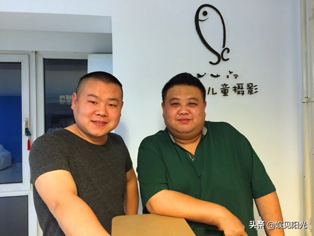 岳云鹏520表白孙越，妻子带头调侃，却都没注意岳云鹏发文的原因
