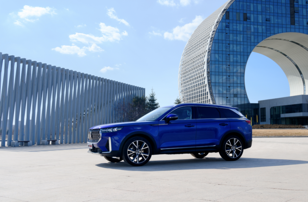 多了20项配置，奔腾T99机长版其实只比普通版顶配多花1万5