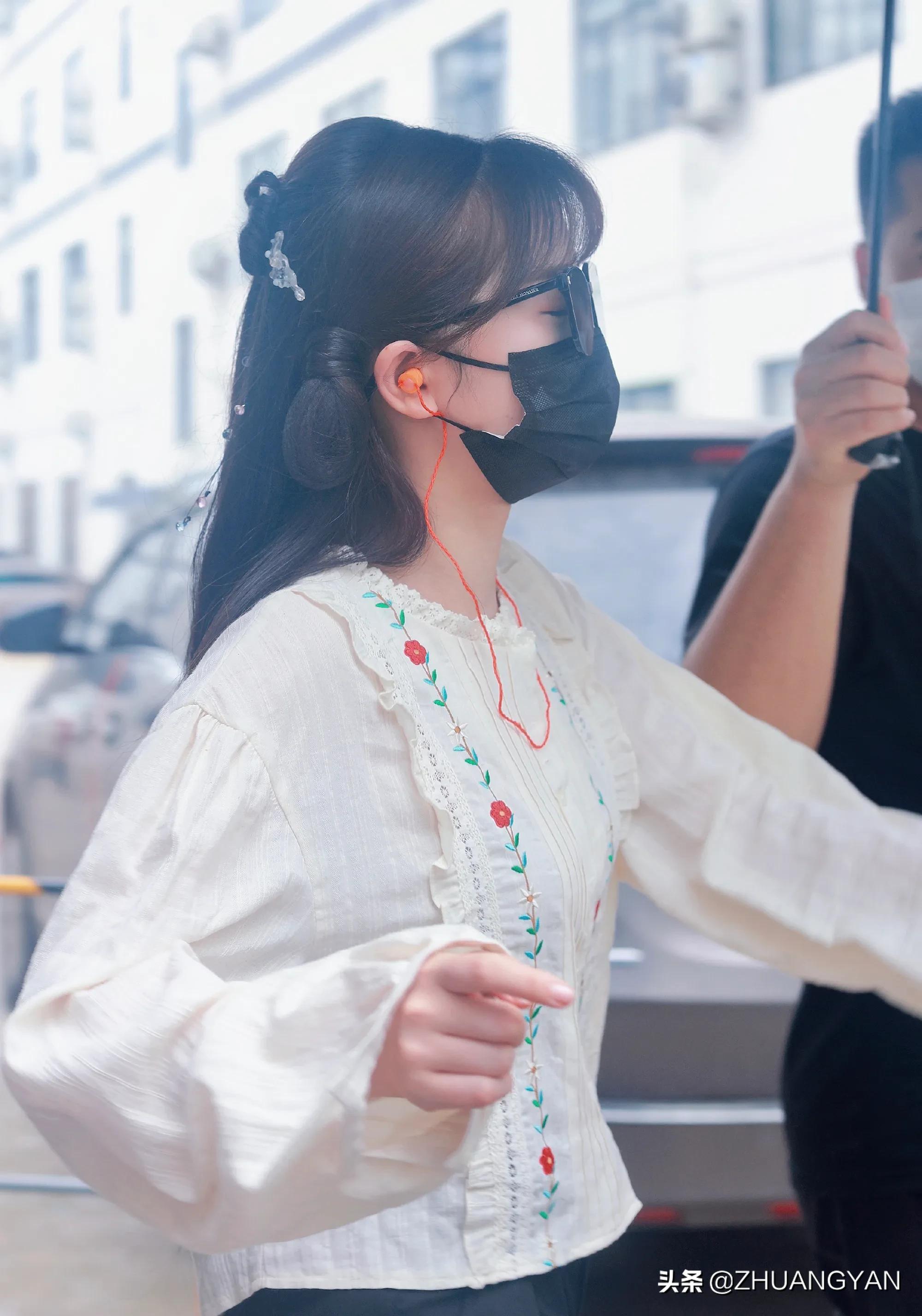 Wu Xin Zhang Ruonan Yu Shuxin Liu Wen Zhuangshan Different wu-xin-zhang-ruonan-yu-shuxin-liu-wen-zhuangshan-different