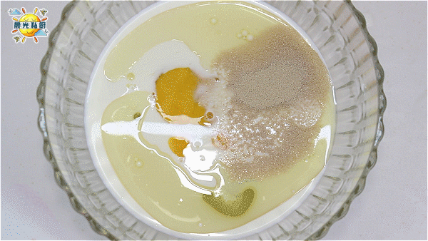 奶酪芝士早餐餅，每個週末都會做的簡易披薩，無需揉麵、一步到位