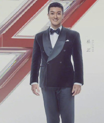 杜江回應浪姐修圖過度，霍思燕變迷妹力挺，大贊老公氣場口才一流