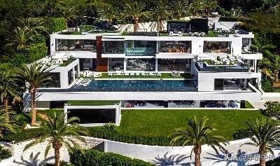 特斯拉的亿万富翁老板马斯克是真正的情场上高人啊，这不又当爹了