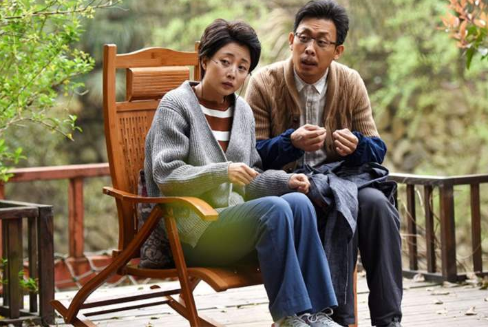 守护植物人初恋10年，却这样对待家里佣人，张译