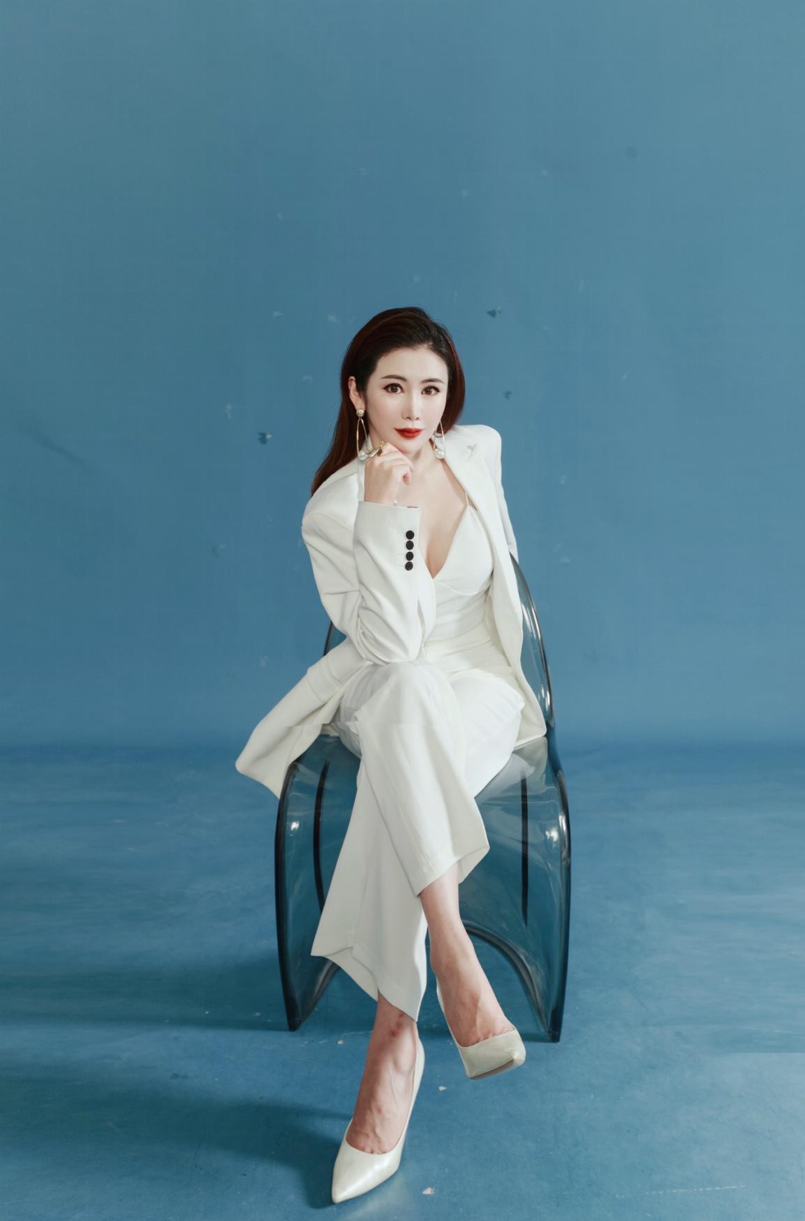 耀玥影视ceo吴曼语:走出舒适圈,一直渴望飞翔