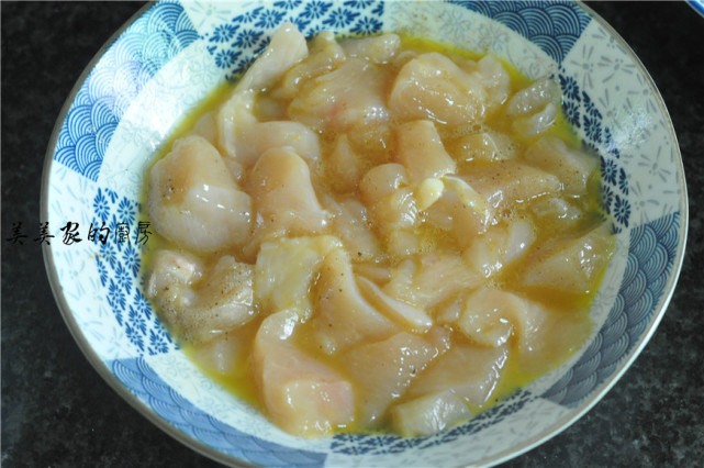 I never fry chicken breasts. Since I learned this method, I have done it 5 times a week, but my child is not enough