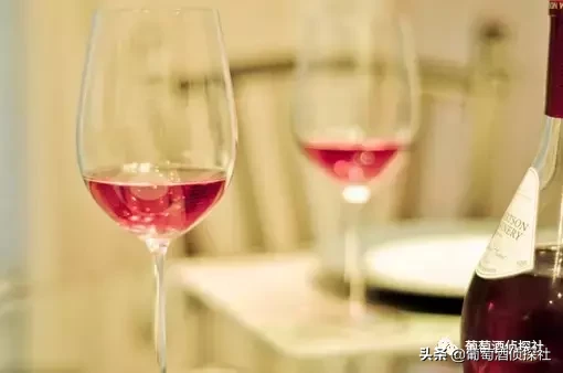 九条治愈系葡萄酒语录,给久违的自己!