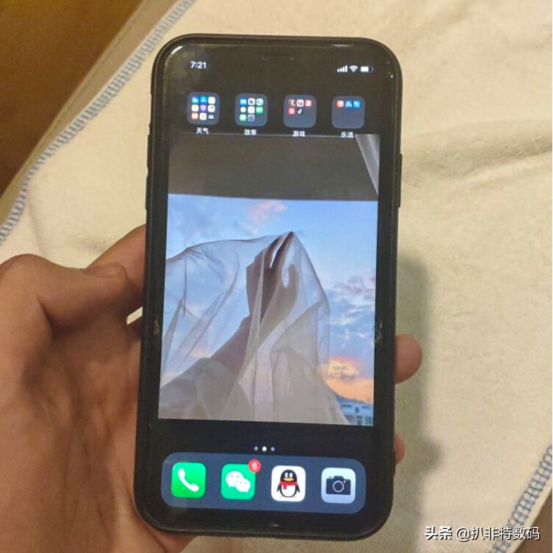 时隔一年多以后，那些买了iPhone11的人会后悔吗？