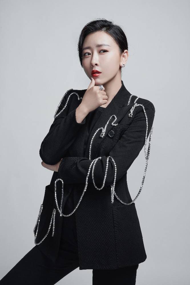 一路走進《聽姐說》半決賽 她的人生難道是開掛模式嗎？