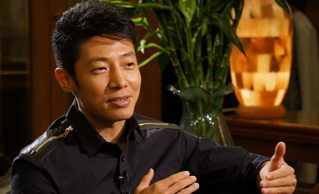 何炅“下套”撒贝宁: 我去央视有多少钱? 小撒神回复, 网友: 高手