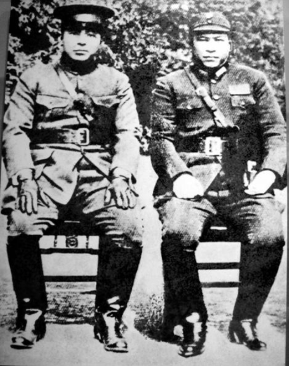 1990年张学良恢复自由，记者问他最佩服谁，他不假思索说出3个人