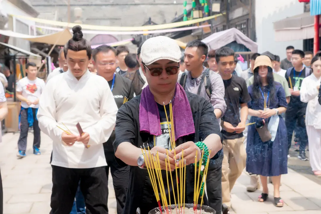 《风起陇西》《梦华录》之后,象山影视城再迎新剧组《飞鱼在天》