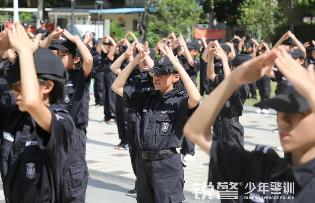 锐警少年警训夏令营：我们在奔跑，创造属于自己的警察梦