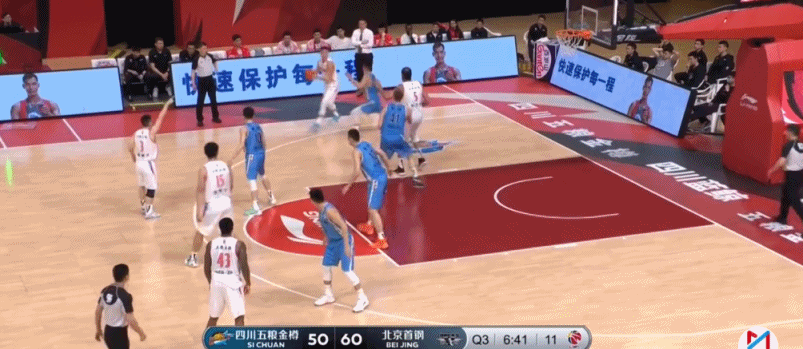 吉布森36 8哈达迪伤退 北京击败四川拒绝被三杀
